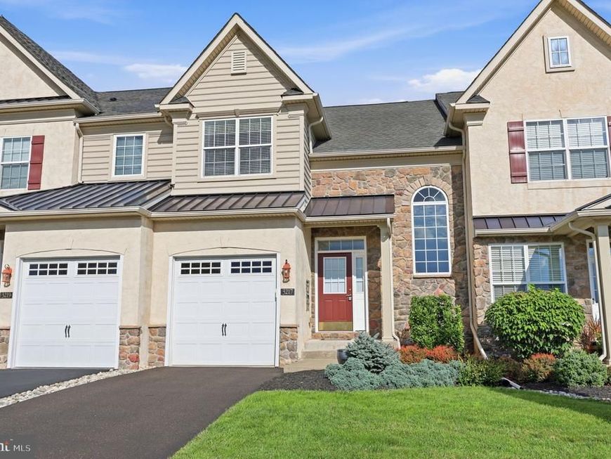 3217 Meadowview Circle, Unit 163, Furlong, PA 18925 Main Photo