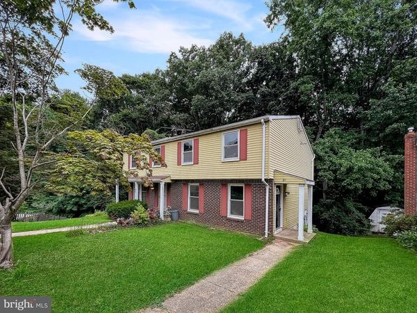 811 CALVERT TOWNE DRIVE , PRINCE FREDERICK, MD 20678