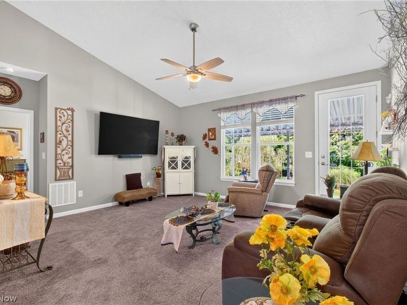 267 Oakview Circle, Tallmadge, OH 44278 Photo 10