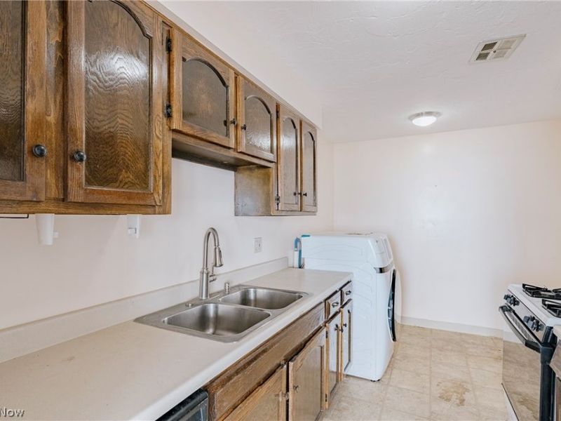 12900 Lake Avenue, Unit 1924, Lakewood, OH 44107 Photo 15