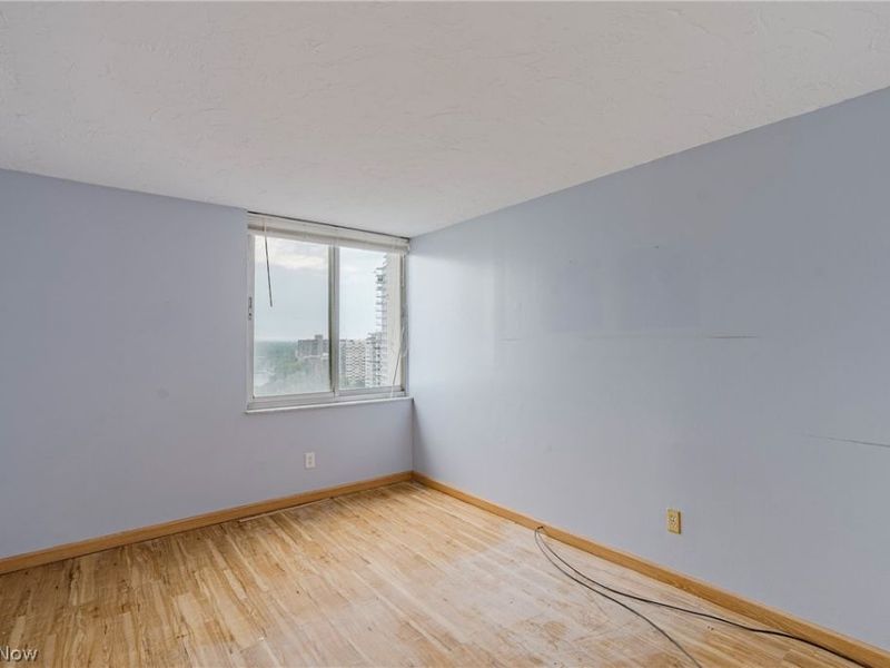 12900 Lake Avenue, Unit 1924, Lakewood, OH 44107 Photo 19