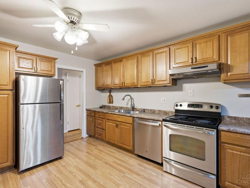 4643 Leadwell Lane, Blue Ash, OH 45242 Photo 12