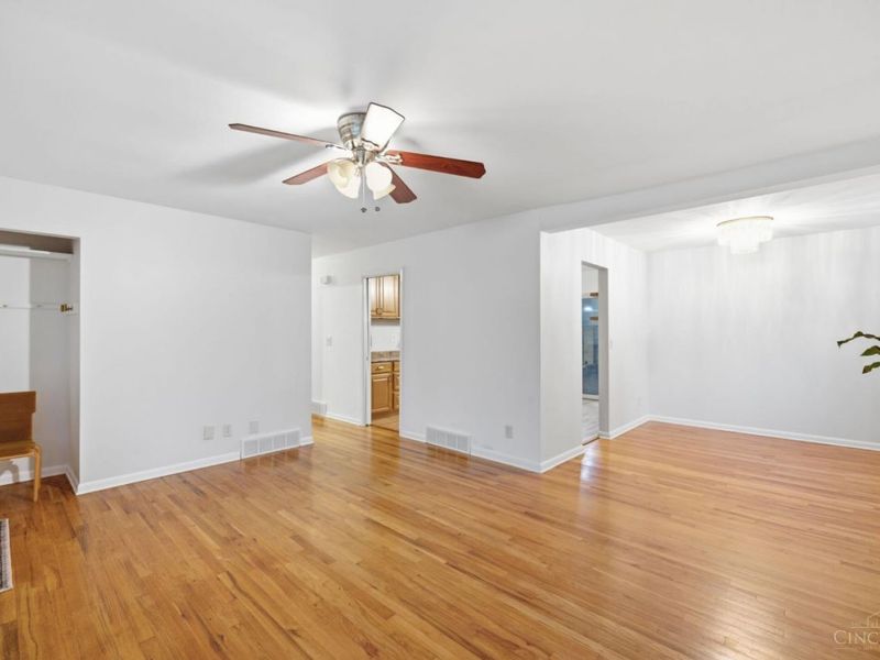 4643 Leadwell Lane, Blue Ash, OH 45242 Photo 7