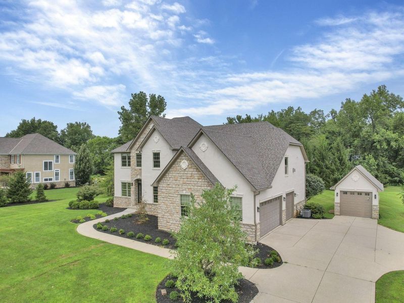2370 Dauer Court, Powell, OH 43065 Photo 2