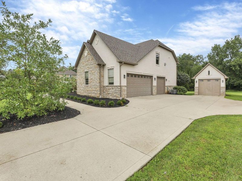 2370 Dauer Court, Powell, OH 43065 Photo 3