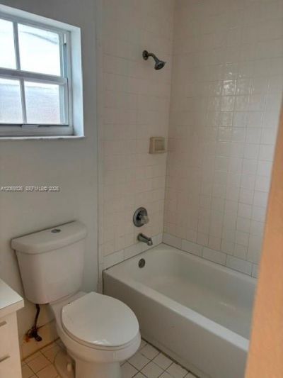 15852 SW 71st Ter, Miami, FL 33193 Photo