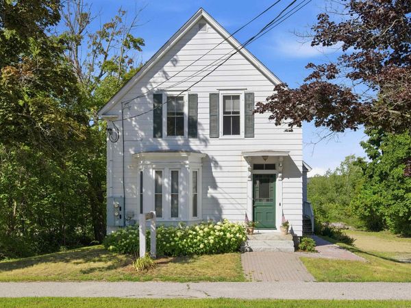 270 South Main Street, Wolfeboro, NH 03894