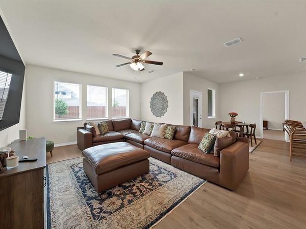 9720 Lariat Drive, Aubrey, TX 76227