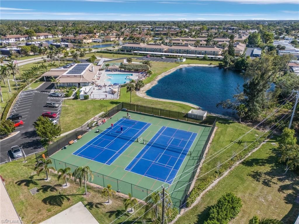 79 Le Mans Dr, Naples, FL 34112 Photo