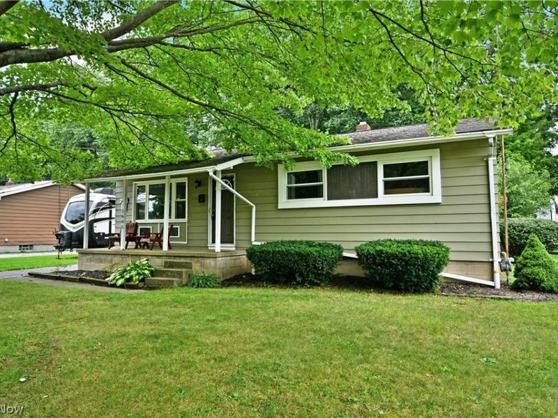 1605 Difford Drive, Niles, OH 44446 Photo 2