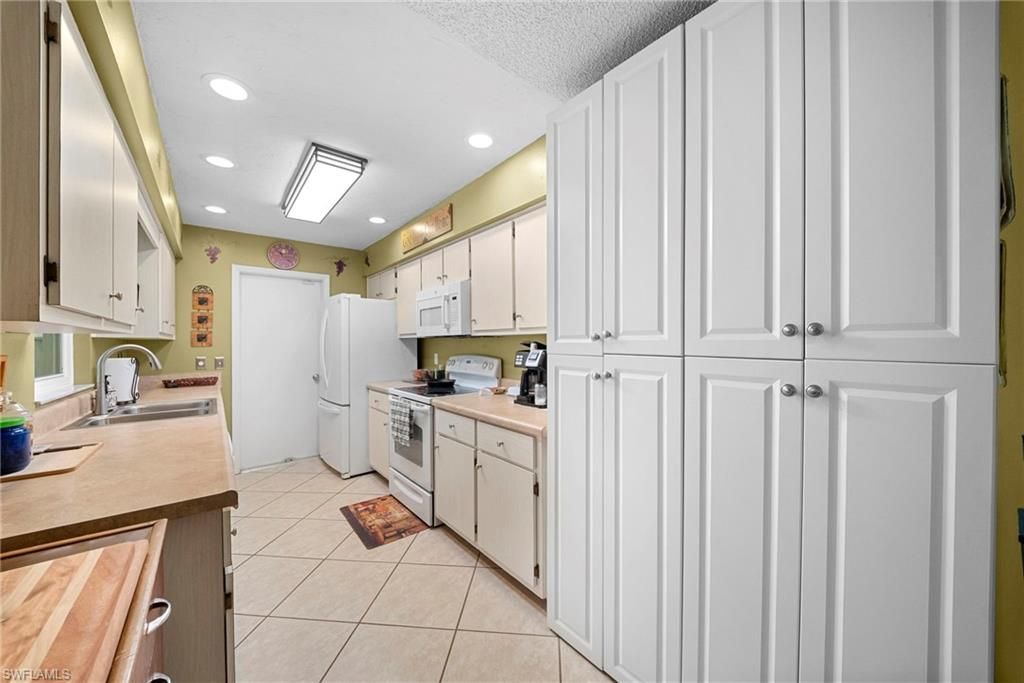19016 Murcott Dr E, Fort Myers, FL 33967 Photo