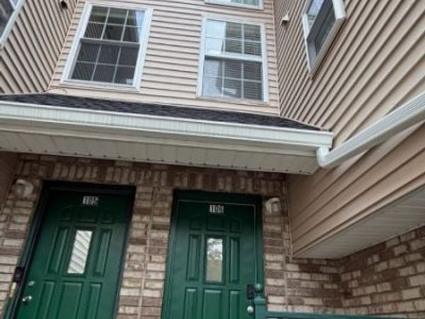 106 Tomahawk Ct, Montgomery, NJ 08502