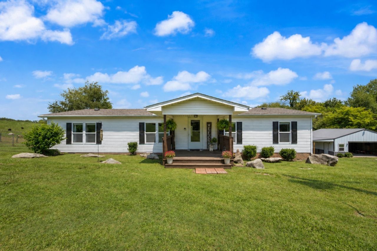 236 Woodruff Rd , Adams, TN 37010 Main Photo