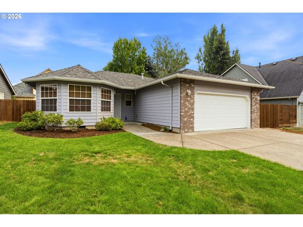 7368 MEADOWGLEN ST, Keizer, OR 97303