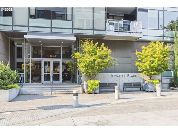 841 S GAINES ST, Unit 2204, Portland, OR 97239