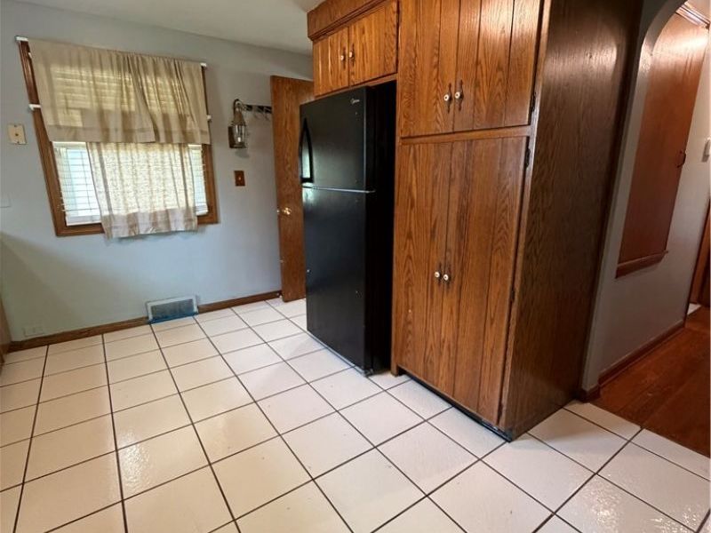 994 Lincoln Avenue, Girard, OH 44420 Photo 5
