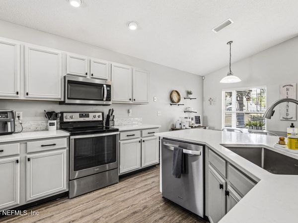 1634 HIGHLAND VIEW Court, Fleming Island, FL 32003