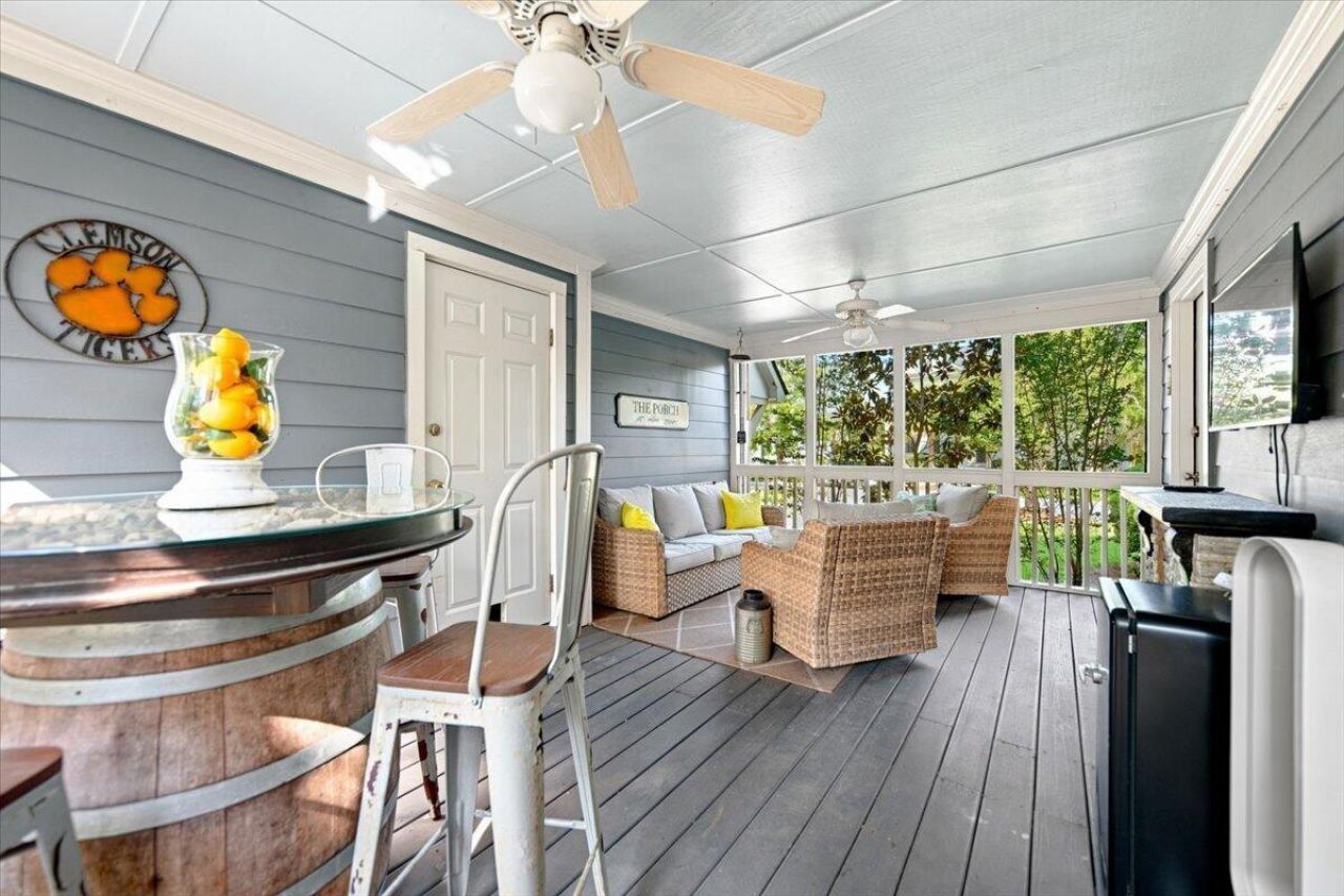 1520 Devol Street Photo 25