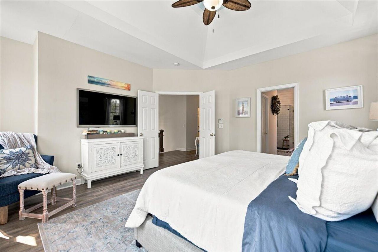 1520 Devol Street Photo 35