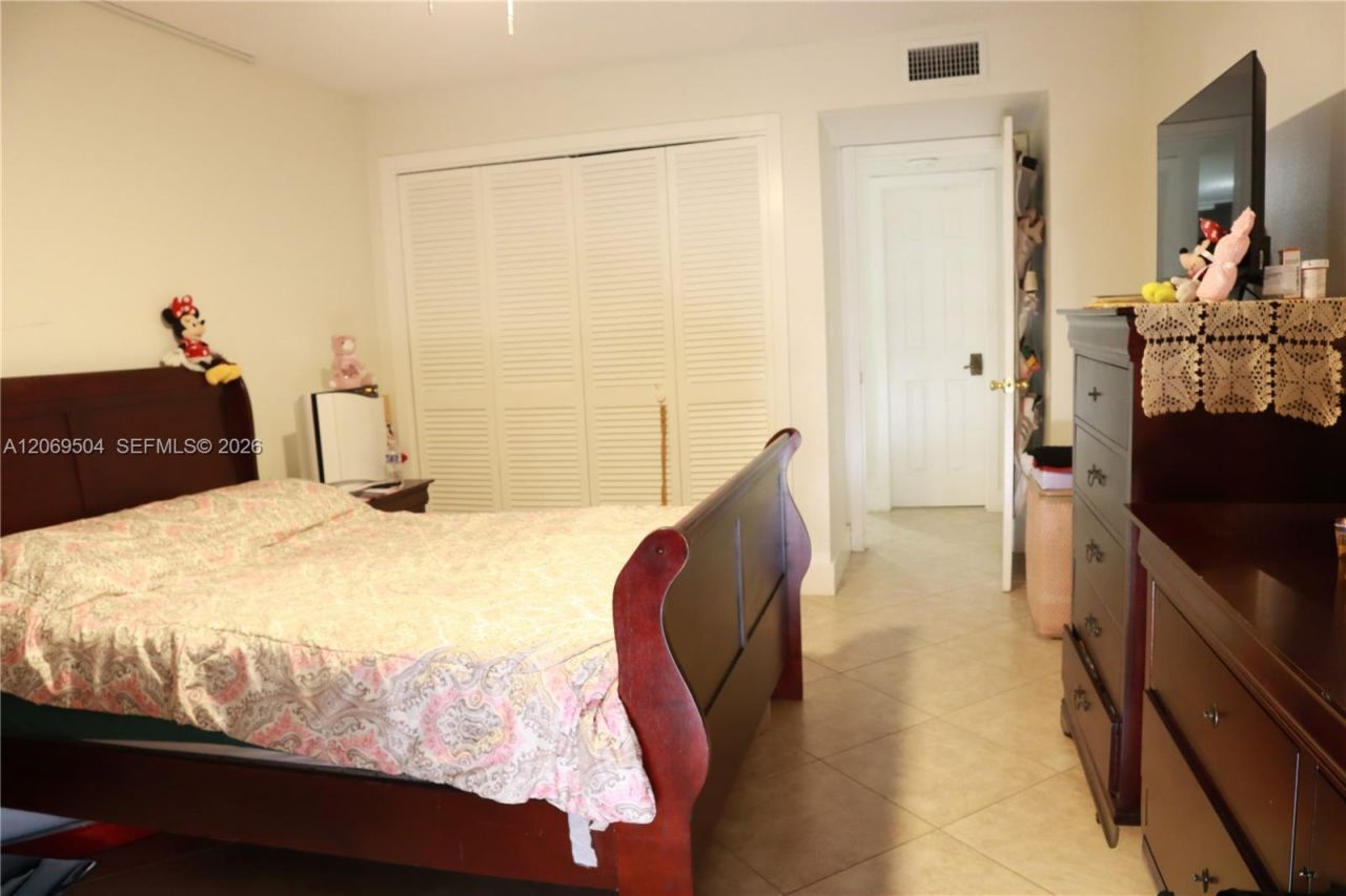 13951 Kendale Lakes Cir , Unit 310A, Miami, FL 33183 Photo