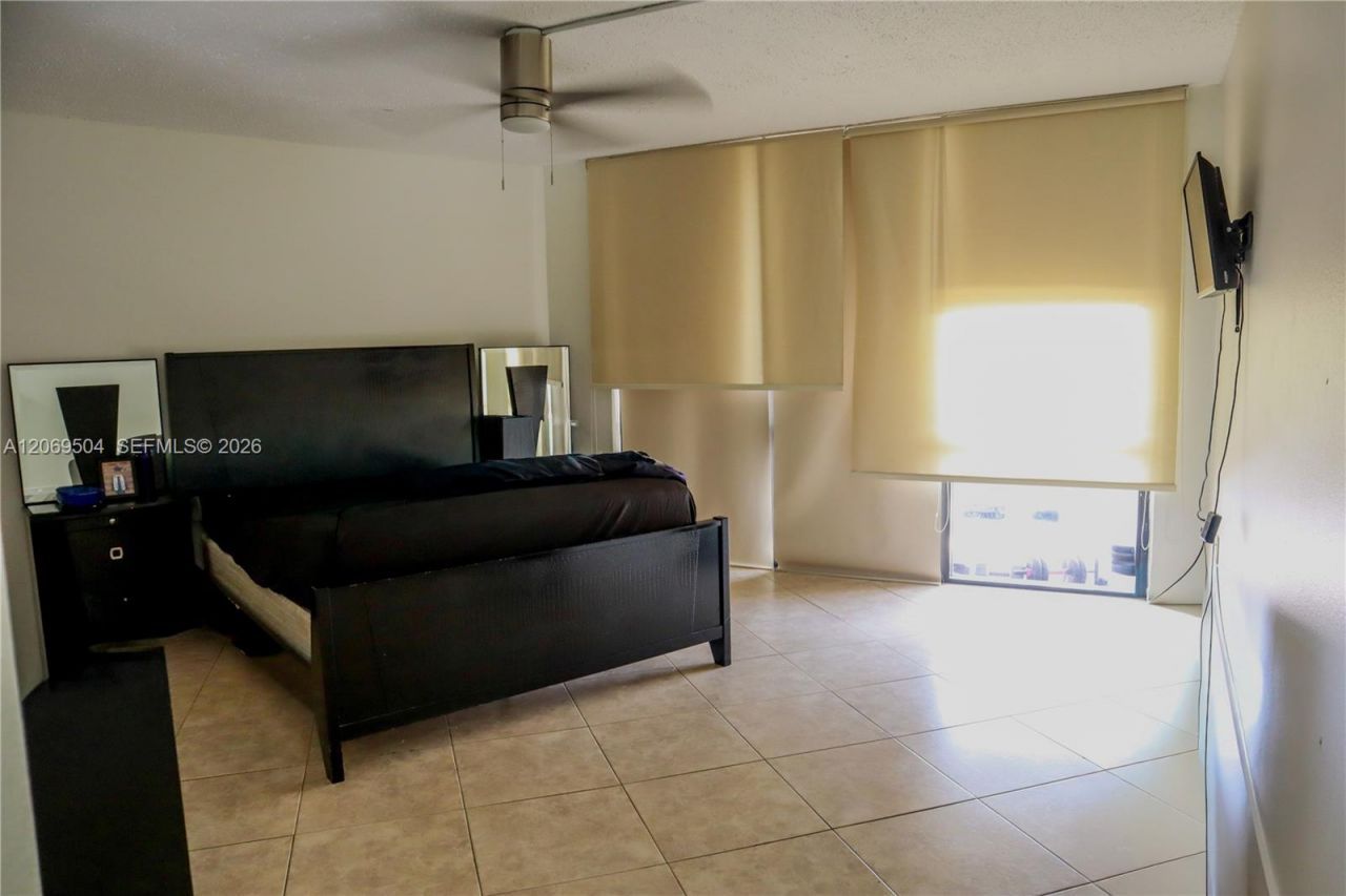 13951 Kendale Lakes Cir , Unit 310A, Miami, FL 33183 Photo