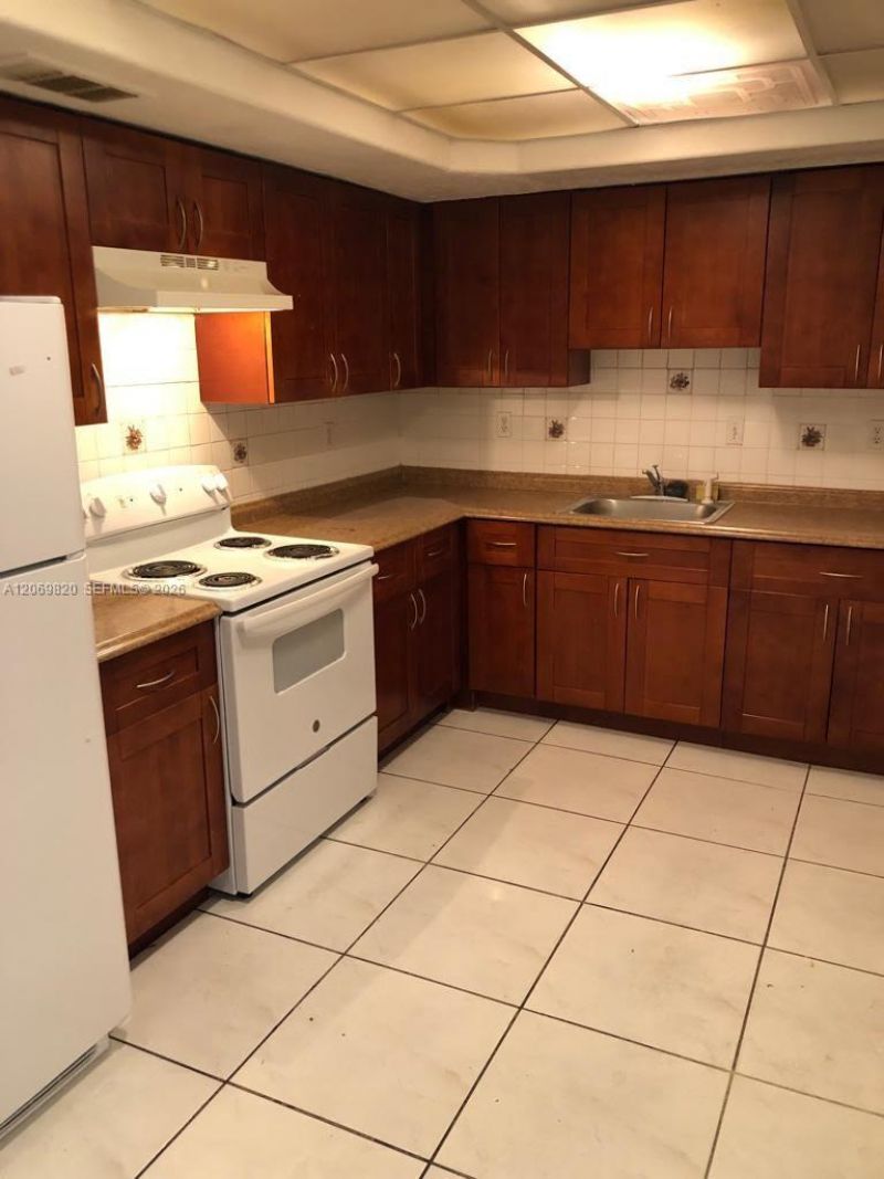 10090 NW 80th Ct , Unit 1239, Hialeah Gardens, FL 33016 Photo