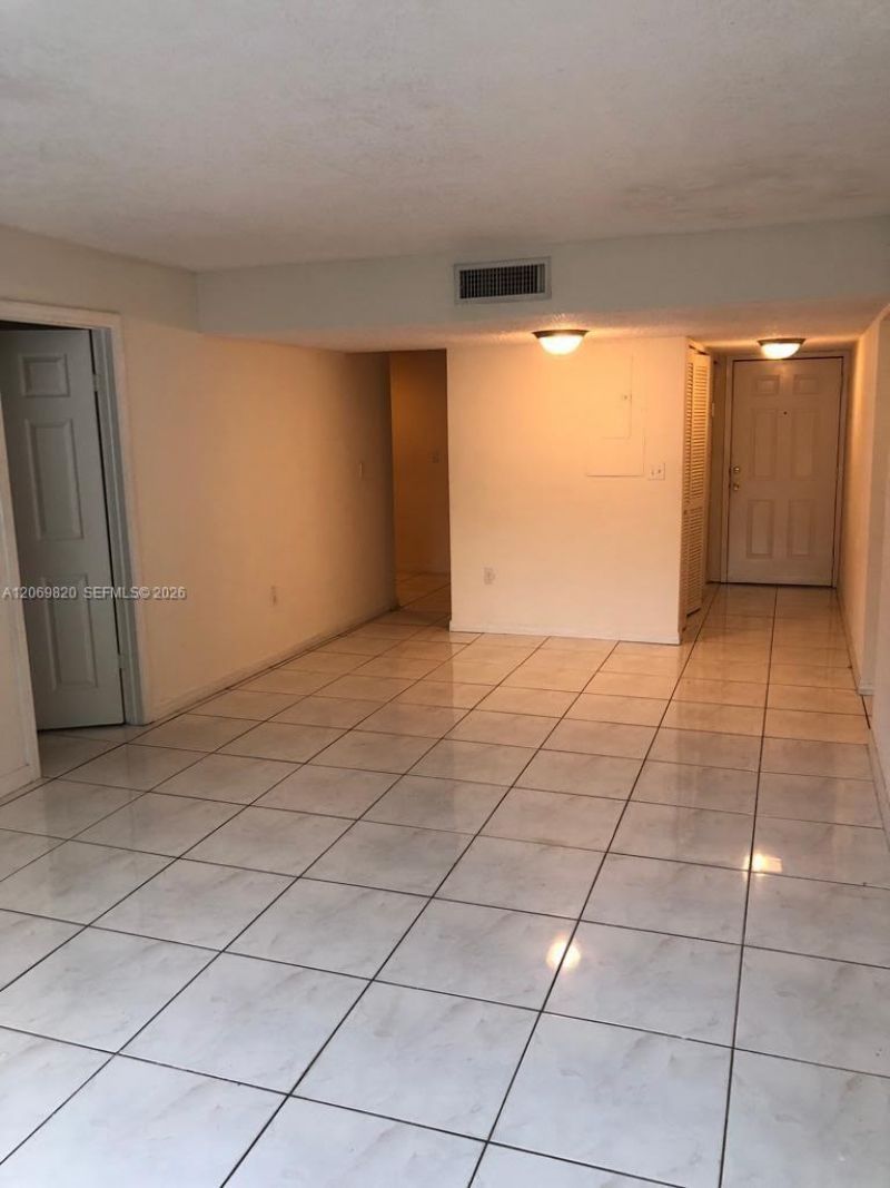 10090 NW 80th Ct , Unit 1239, Hialeah Gardens, FL 33016 Photo