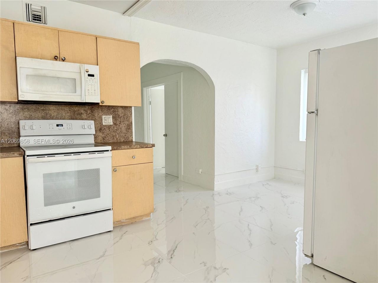 1138 NW 37th St, Unit 1138, Miami, FL 33127 Photo