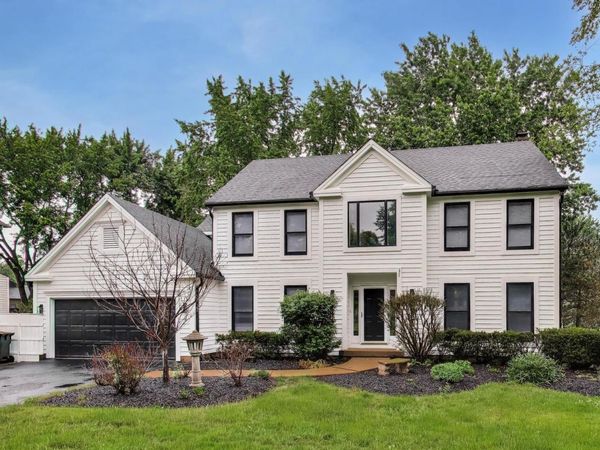 251 Perth Road , Cary, IL 60013