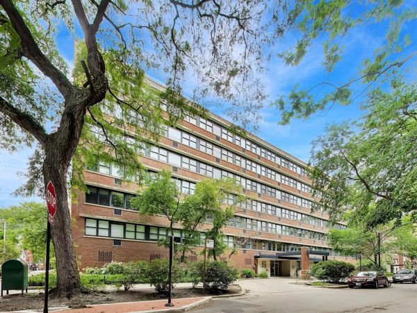 2300 N Commonwealth Avenue , Unit 2H, Chicago, IL 60614