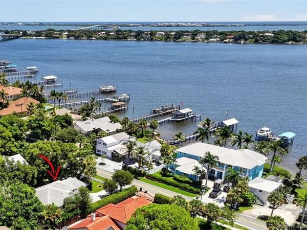 974 SE Saint Lucie Boulevard , Stuart, FL 34996