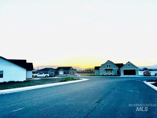 641 Biscotti Loop, Heyburn, ID 83336