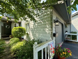 376 Summerhaven Drive N East Syracuse, NY 13057