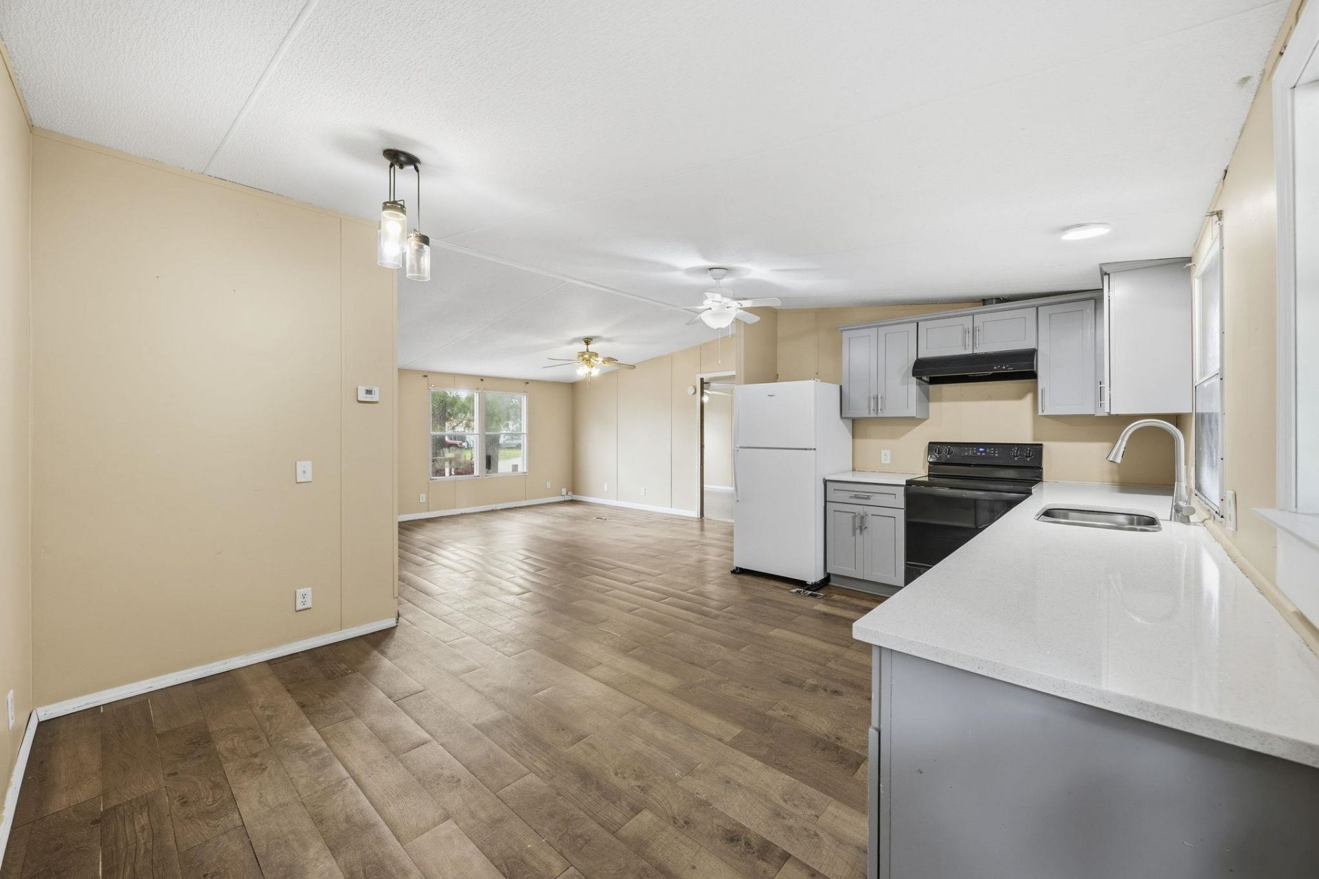 2519 N Wild Rose Dr. Photo 10