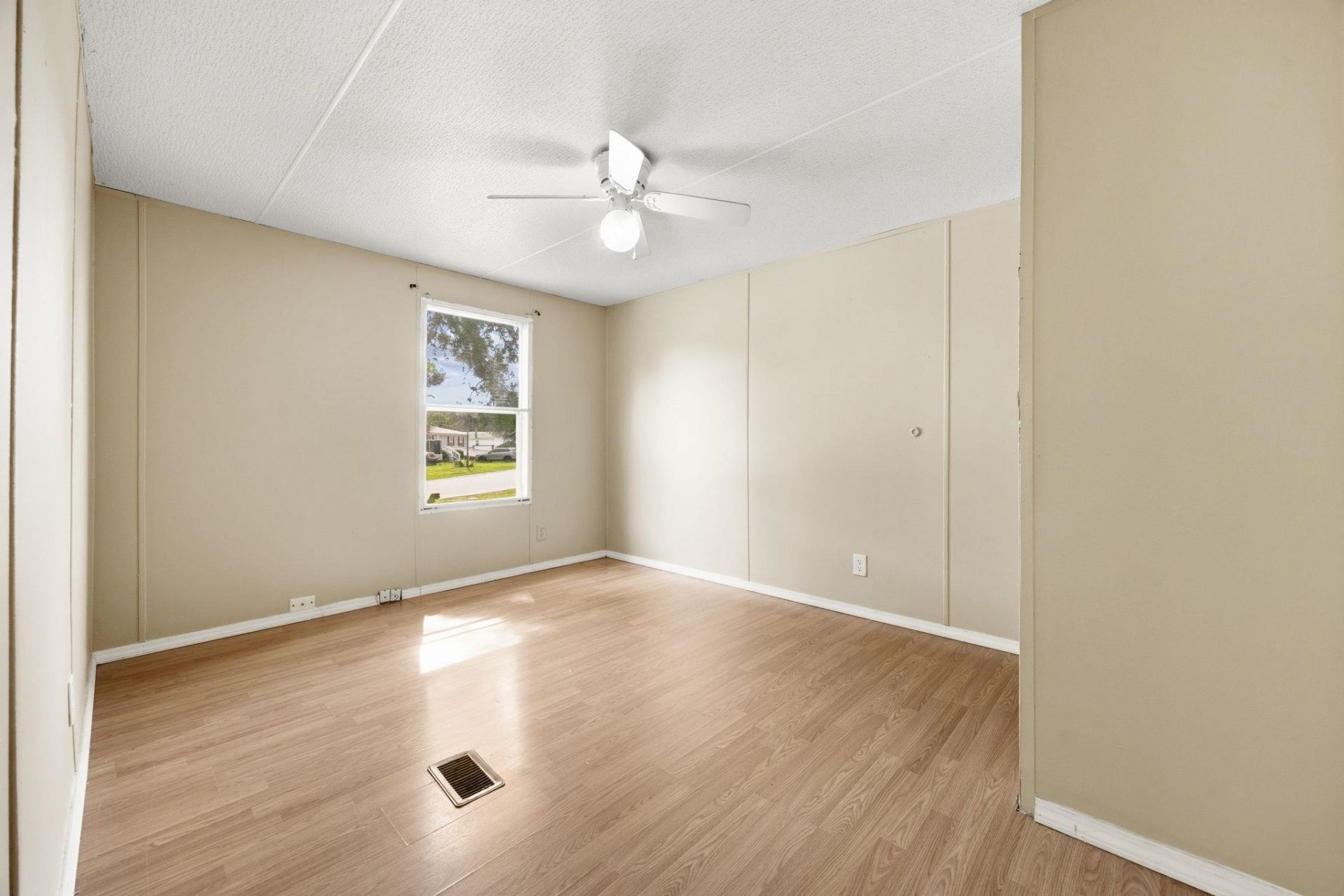 2519 N Wild Rose Dr. Photo 17