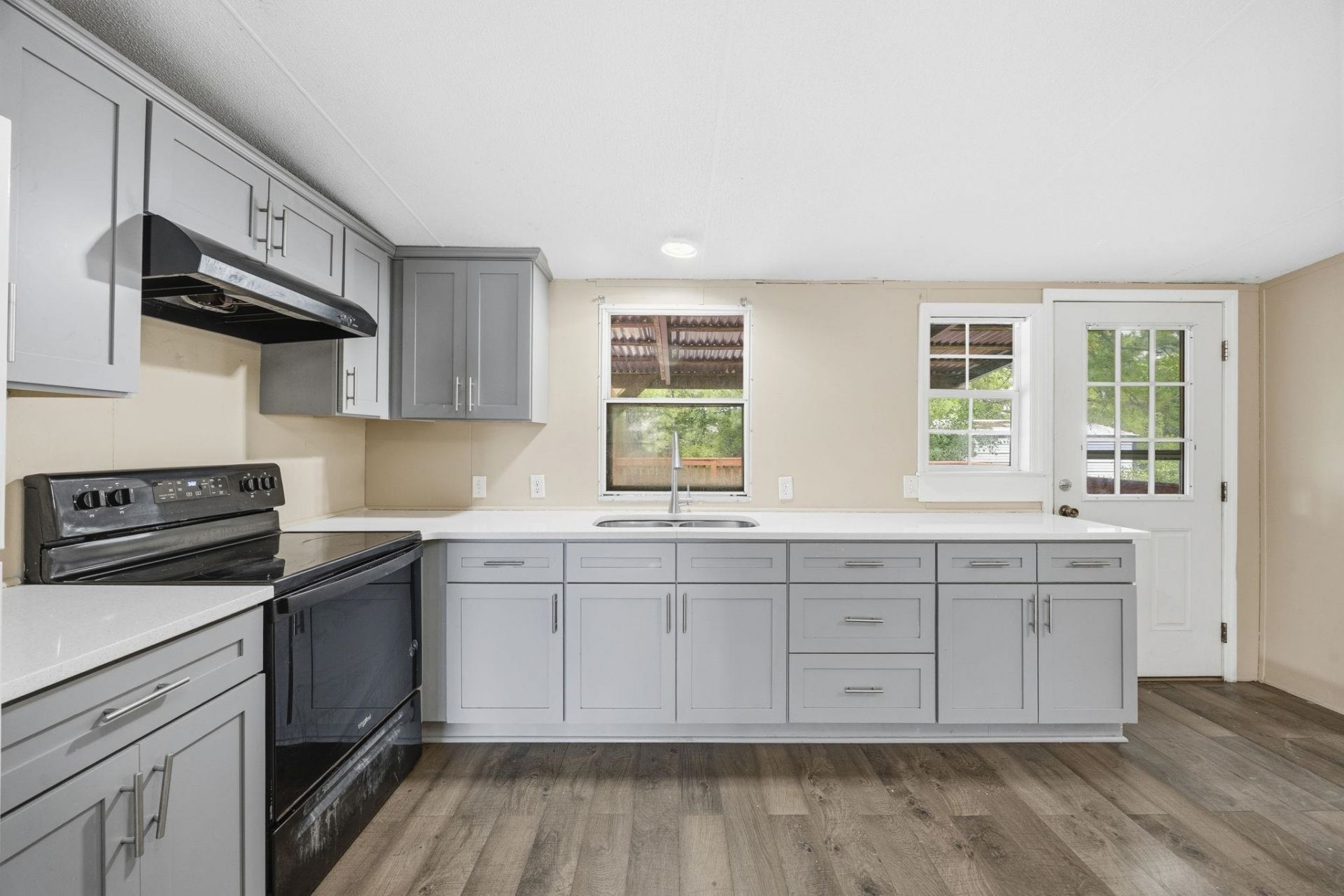 2519 N Wild Rose Dr. Photo 8