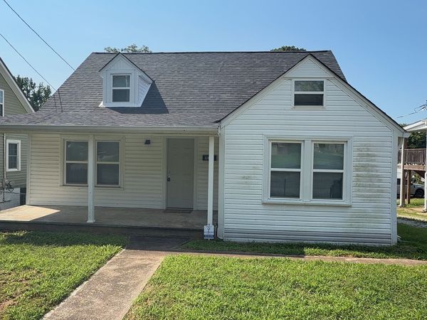 812 Woodmont Blvd , Clarksville, TN 37040
