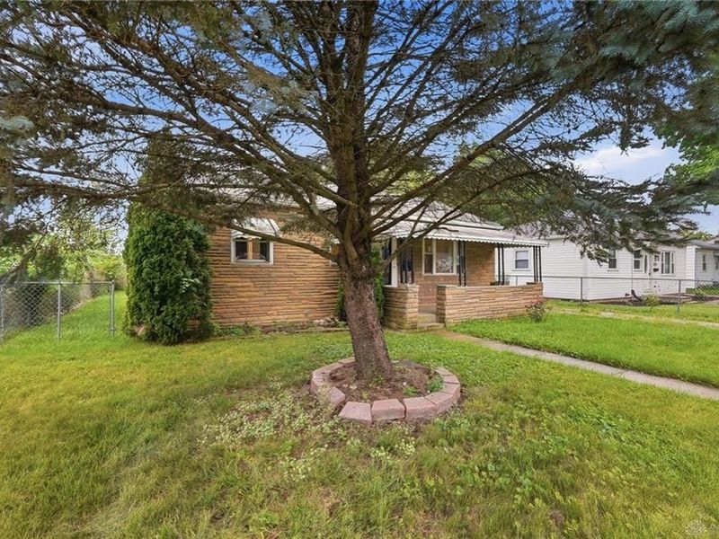 733 Mavor Street, Springfield, OH 45505 Photo 3