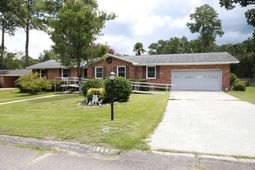 1908 Dominion Drive photo 4