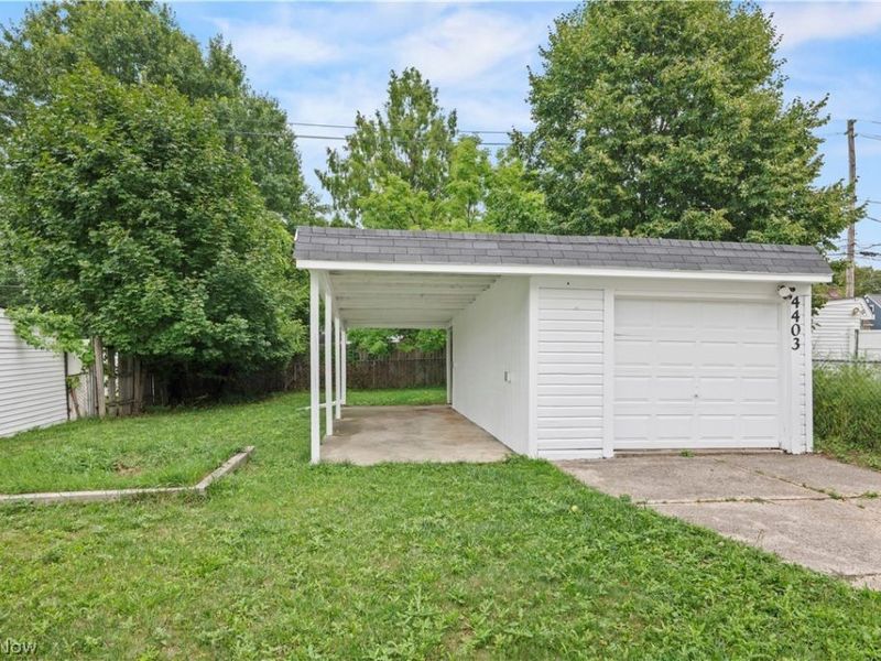 4403 W 57th Street, Cleveland, OH 44144 Photo 5