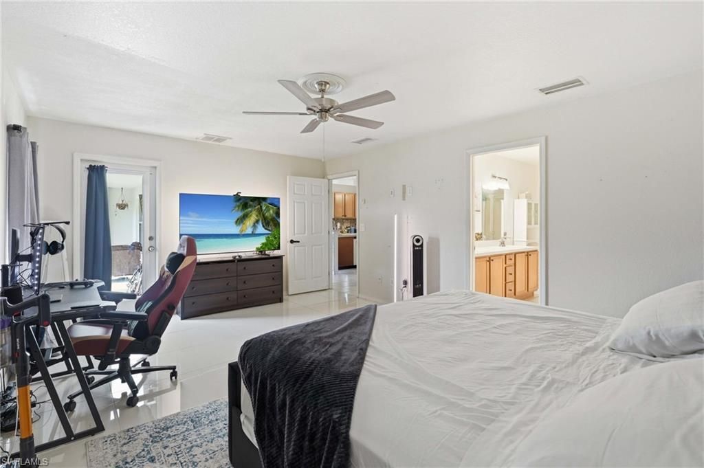 2701 NE 1st Pl, Cape Coral, FL 33909 Photo