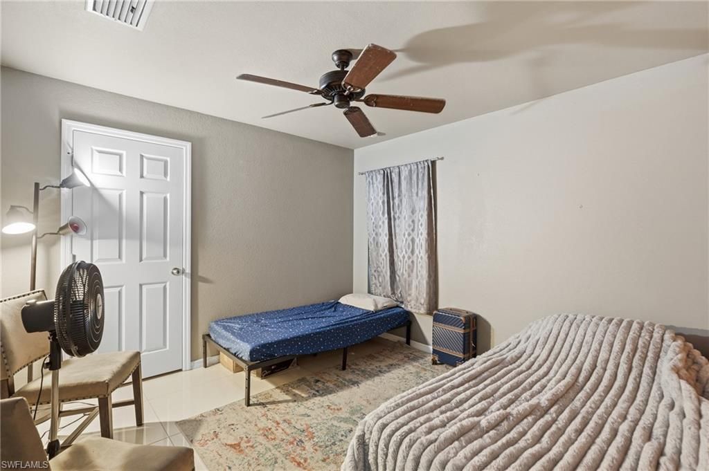 2701 NE 1st Pl, Cape Coral, FL 33909 Photo