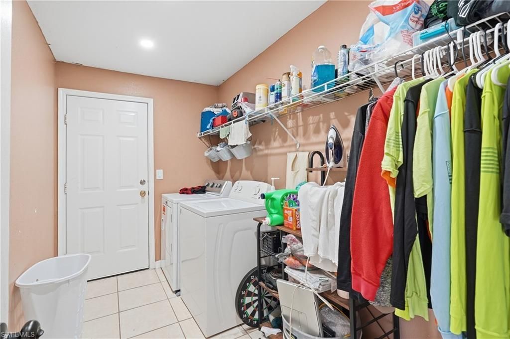 2701 NE 1st Pl, Cape Coral, FL 33909 Photo