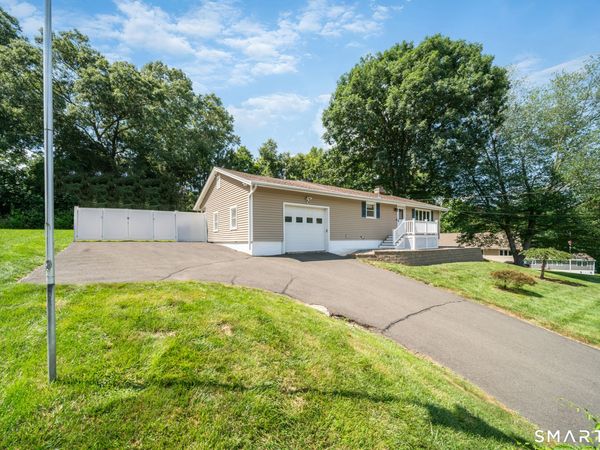 4 Gloria, Seymour, CT 06483