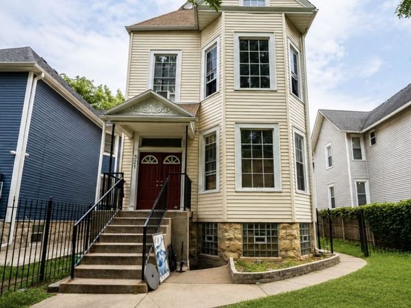 321 N Long Avenue, Chicago, IL 60644