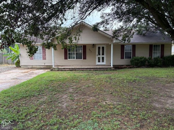 307 Southard Street, Bay, AR 72411