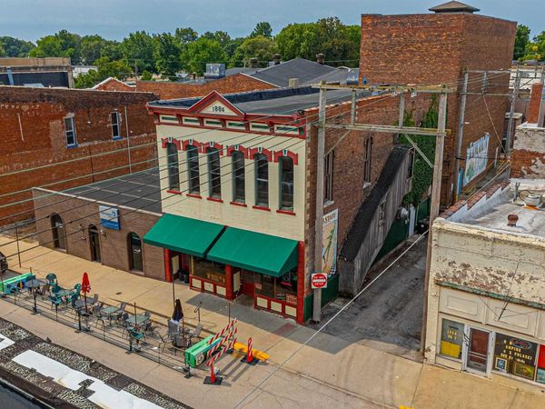 415 Pulaski Street, Lincoln, IL 62656