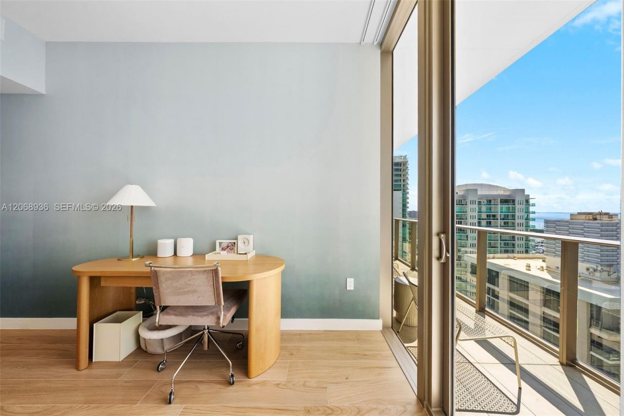 2678 Tigertail Ave , Unit 1806, Miami, FL 33133 Photo