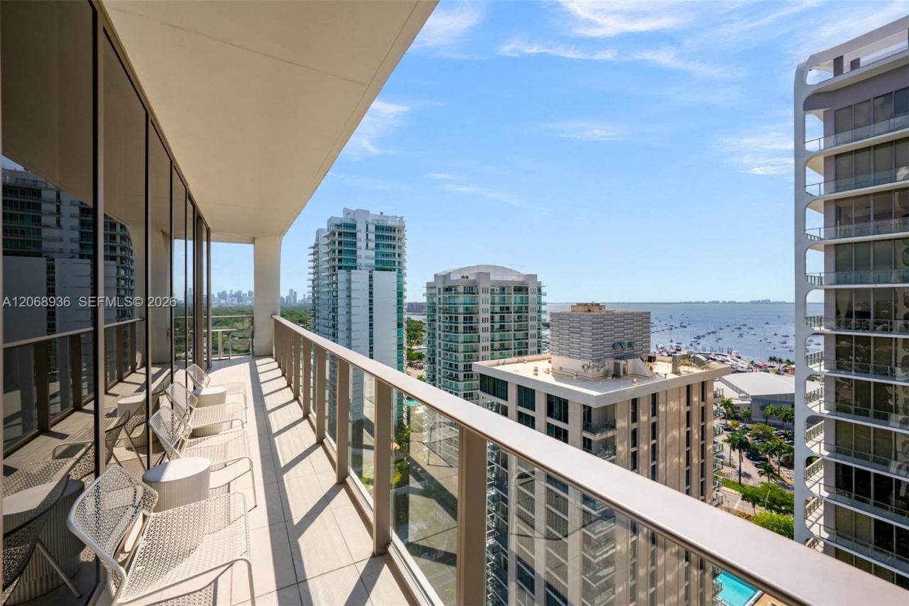 2678 Tigertail Ave , Unit 1806, Miami, FL 33133 Photo