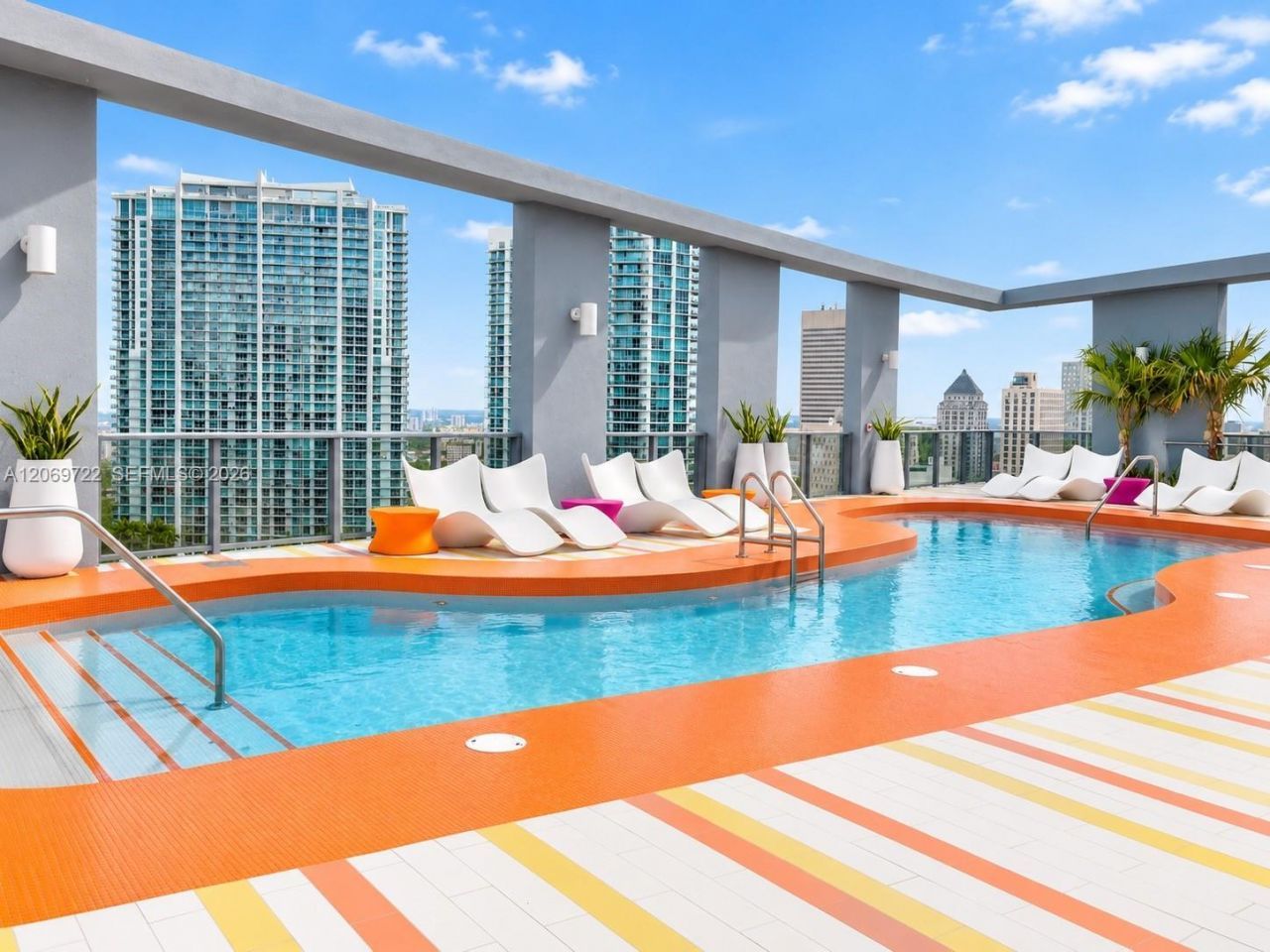 31 SE 6th St, Unit 405, Miami, FL 33131 Photo